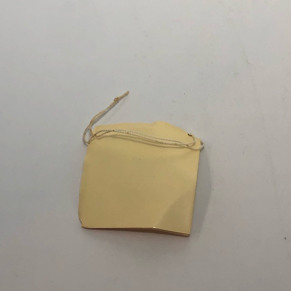 Memories of Yesterday Small Ornament - Picture 4 of 13